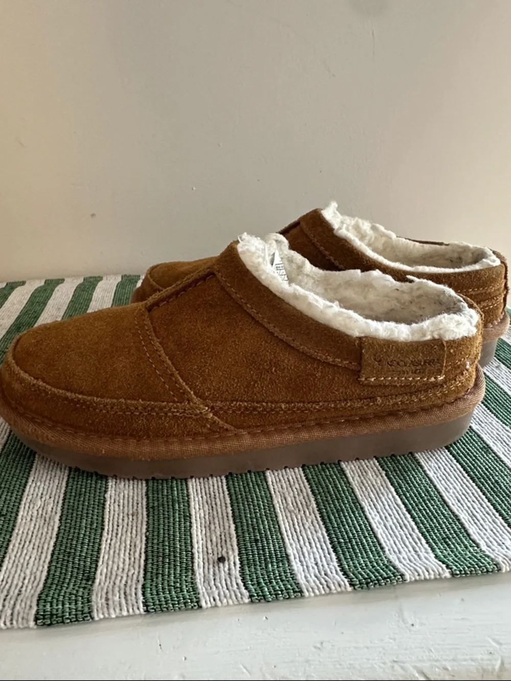 Koolaburra Kids Slip-On Suede Slippers in Chestnut Brown